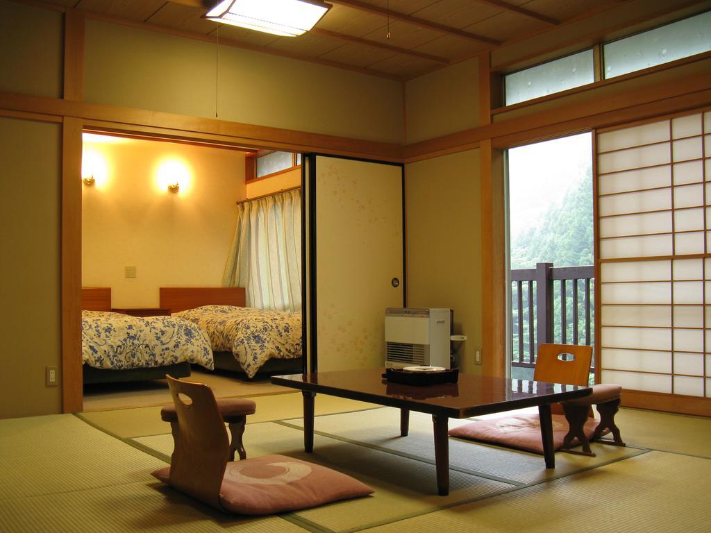 Yunosawakan Maebashi Esterno foto
